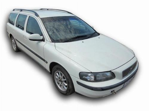 Repossessed VOLVO V70